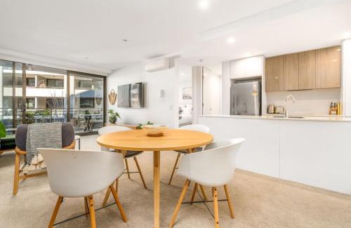 Barton Apartment | Modish Apartment near Parliamentary Triangle - Hosted by CanStay