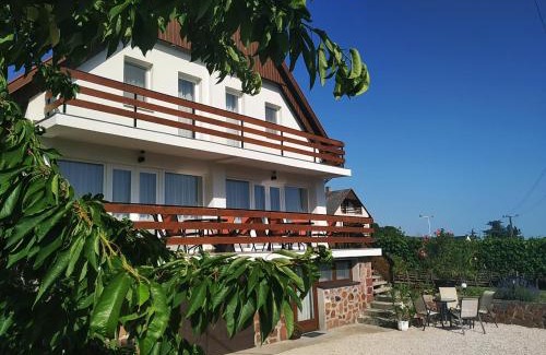 Badacsonytordemic Apartment | Mogyorósi Apartman