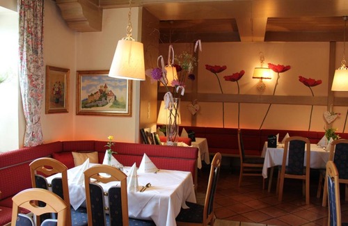 Zwettl Hotel | Mohnhotel - Bergwirt Schrammel