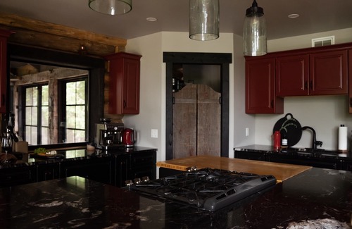 Centre Hastings House | Moira River House