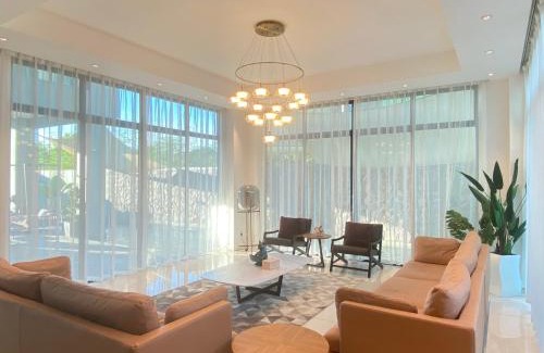 Pantai Tengah Villa | Molly Luxury Private Pool Bungalow茉莉的家豪华私人泳池别墅