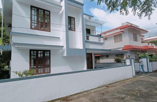 Alwaye Villa | Mom's Villa