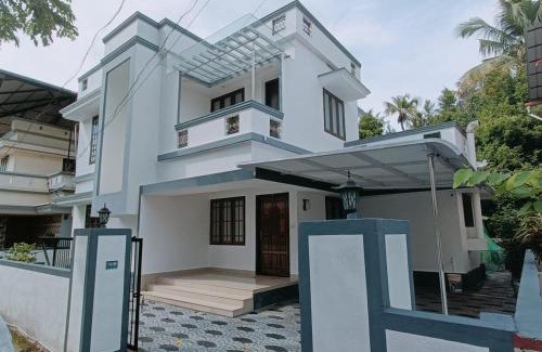Alwaye Villa | Mom's Villa