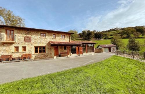 Santiurde de Toranzo Villa | MoM Villa Tinina