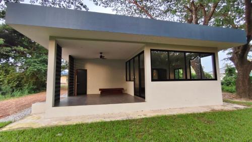 Sawang Daen Din Villa | Mon Tresor Garden มง เทร ซอ
