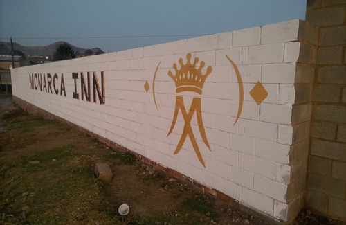 Phuthaditjhaba Apartment | Monarca Inn - Gorgeous 10-bedroom apartment in Phuthaditjhaba Qwaqwa Makwane