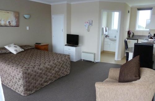 Invercargill Hotel | Monarch Motel