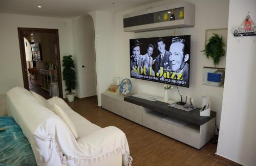 Partanna Apartment | Mondello House Lemon