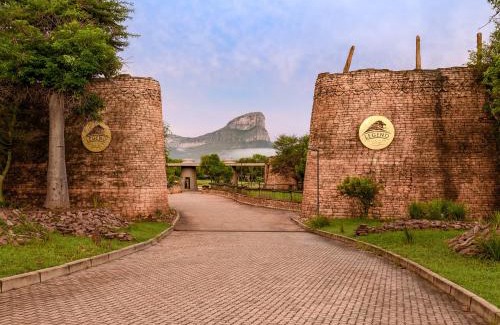 Sterkrivier Resort | Monomotapa Village