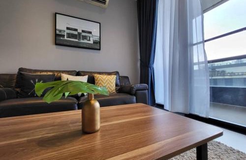 Mont Kiara Apartment | Mont Kiara Deluxe One Bedroom Balcony #1-2Pax Mont Kiara KL