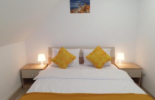 Sinpetru Apartment | Mont Melis