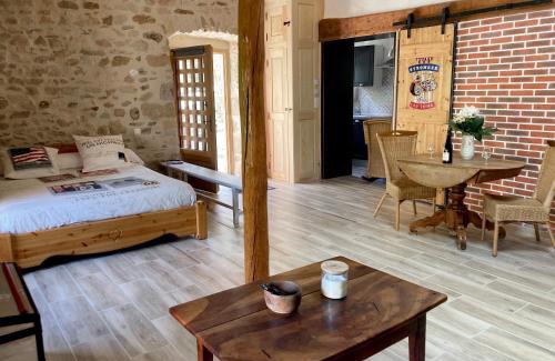 Montpeyroux Apartment | Mont2roux