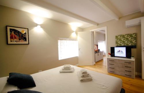 Santa Maria Novella Apartment | Montebello Central Apartment