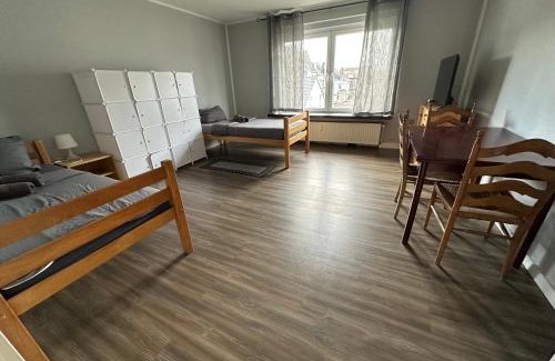 Gelsenkirchen-West Apartment | Monteurswohnung am Schloß 3