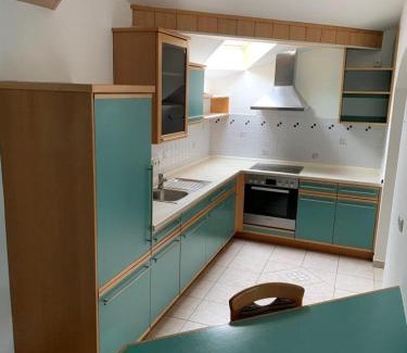 Pocking Apartment | Monteurwohnung , 4 Schlafzimmer, 130qm, Balkon, einzige Wohneinheit im Haus, Parkplatz