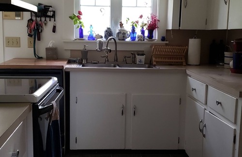 Montpelier House | Montpelier 3 bedroom house located on Terrace St a 5 min walk to downtown.