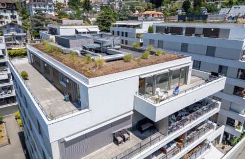 Busserach Apartment | Montreux CH 4 bedrooms,4 bathrooms 8-10 pers