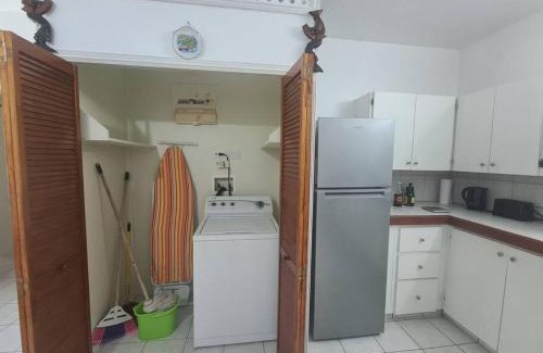 Cudjoe Head Apartment | Montserrat Mountain View Retreat
