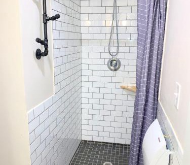 East End Apartment | Monument Garden SWEET