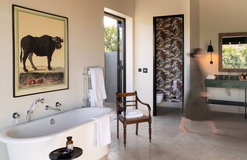 Thorny Bush Game Reserve Cabin | Monwana