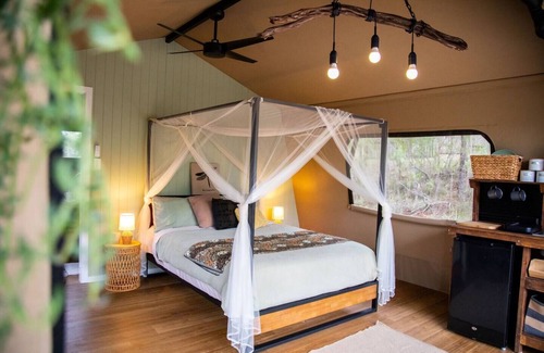 Charlwood Cabin | Moogie Glamp - Magical Bush Glamping Retreat