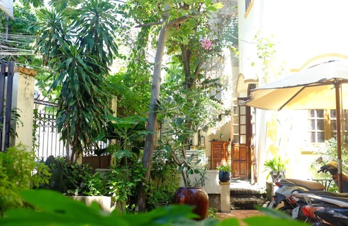 Tran Phu Beach House | Moon house beautifully designed, authentic Vietnamese home, genuine experience.