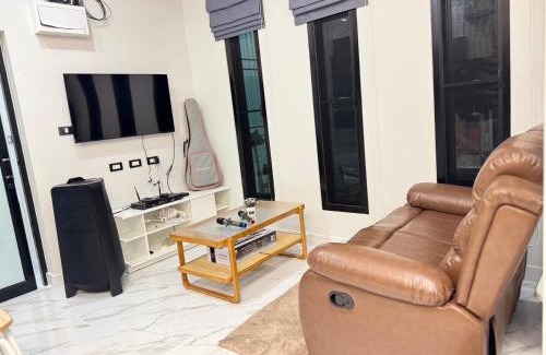 Pong Ta Long House | Moon Nine Village Khao Yai