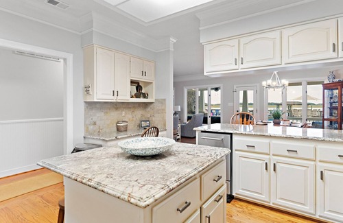 Burnside Island House | Moon River House