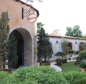 Wang Mi Hotel | Moon River Village