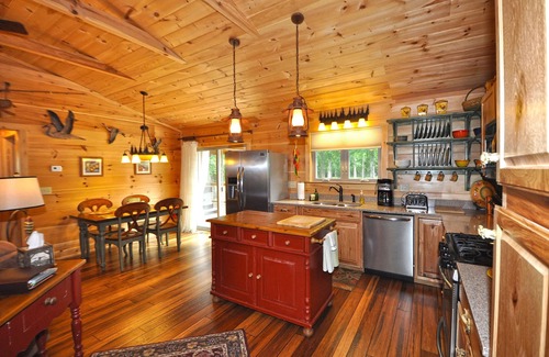 Hot Springs Cabin | MoonDance River Cabin, Experience The Romance! Upscale Cabin With Hot Tub.