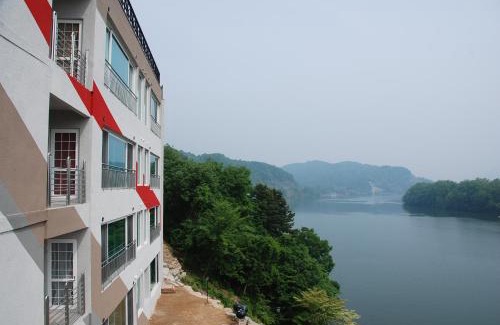 Gapyeong House | Moonlight Blue Pension
