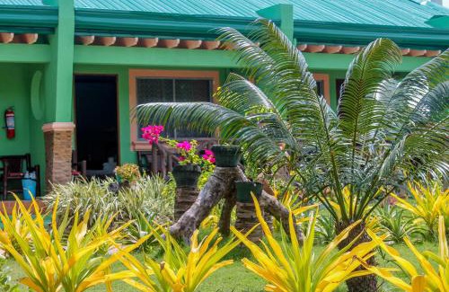 Daanbantayan Resort | Moonlight Resort