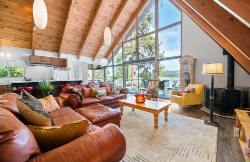 Fawnskin House | Moonlight Shores Lakefront - Lakefront home with hot tub!