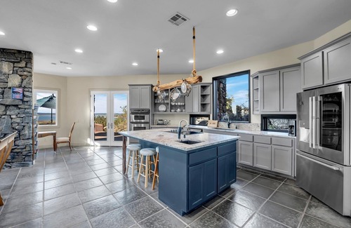 Burnet House | Moonstone Mountain
