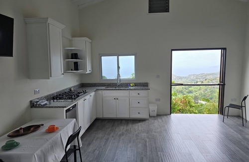 Colonarie Apartment | MoonView Suite