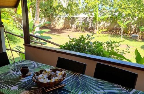Hauru House | MOOREA - Tropical Bungalow