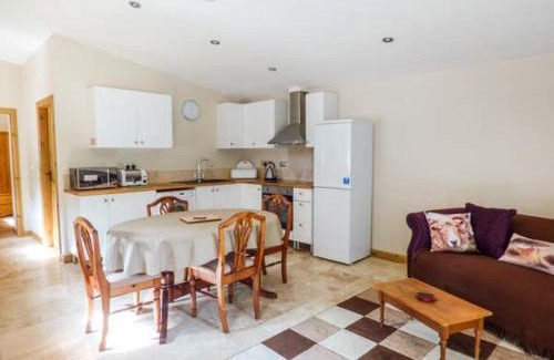 Cauldon Low House | Moorlands Farm Cottage