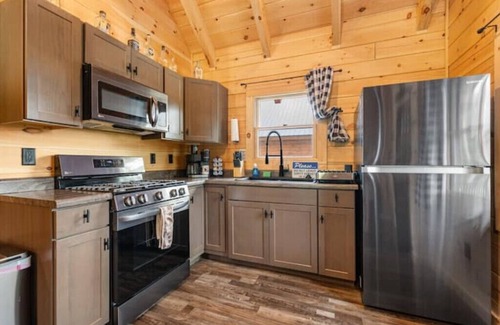 Pittsburg Cabin | Moose Alley Cabin On The Rocks