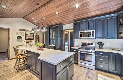 Siren Cabin | Moosehead Lodge - Lakeside Home: Stunning Views