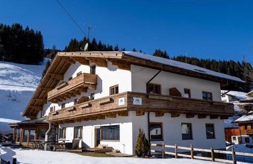 Kelchsau Ski Chalet | Mooshäusl Large