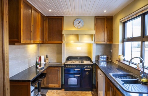 Scaniport Cottage | Mor Carraig - Stunning Views Of Loch Ness - Perfect For Families And Couples