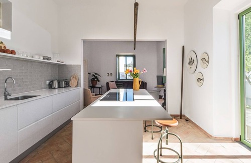 Sao Bartolomeu de Messines Villa | Moradia Zabel - Six Bedroom Villa, Sleeps 12