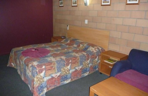 Moranbah Hotel | Moranbah Outback Motel