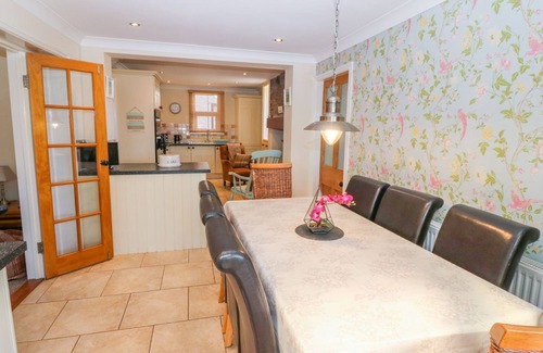 Newborough House | MORANNEDD, pet friendly, with open fire in Newborough
