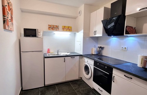 Bezons Apartment | Mordern and cozy Appartment - 10' La Defense - Tramway station down the building
