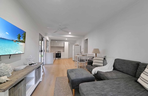 Brisbane House | Moreton Magic @ Cowan Cowan