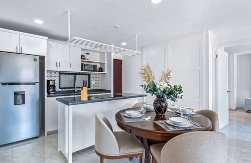 Downtown Cabo San Lucas Hotel | Morgan Residences 508A @ Boutique Hotel with pool, gym, spa