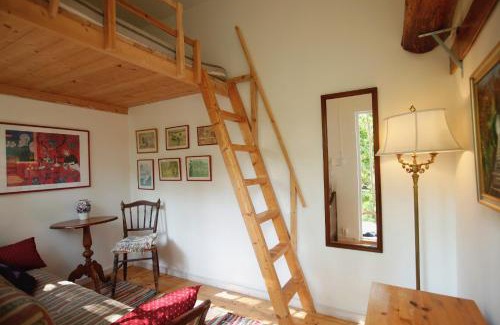 Asarum Bed & Breakfast | Mormors Bakeri – B&B