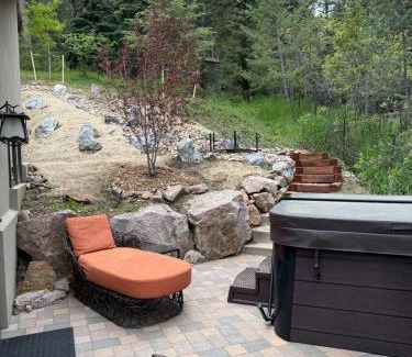 Morrison House | Morrison Colorado Mountain Getaway - Red Rocks