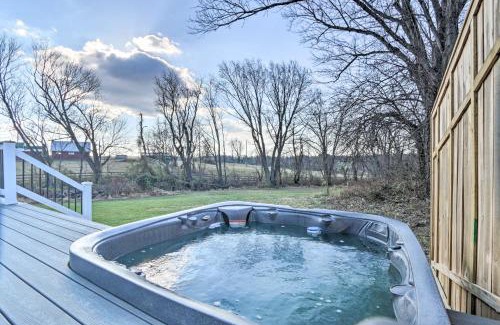 Lovettsville House | Morrisonville Manor with Fire Pit and Hot Tub!